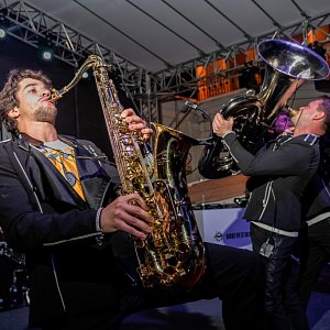 Яхт клуб.Burevestnik Group_Ostahov.Презентация