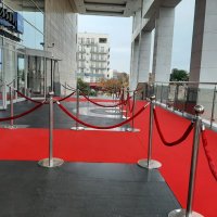Красная ковровая дорожка